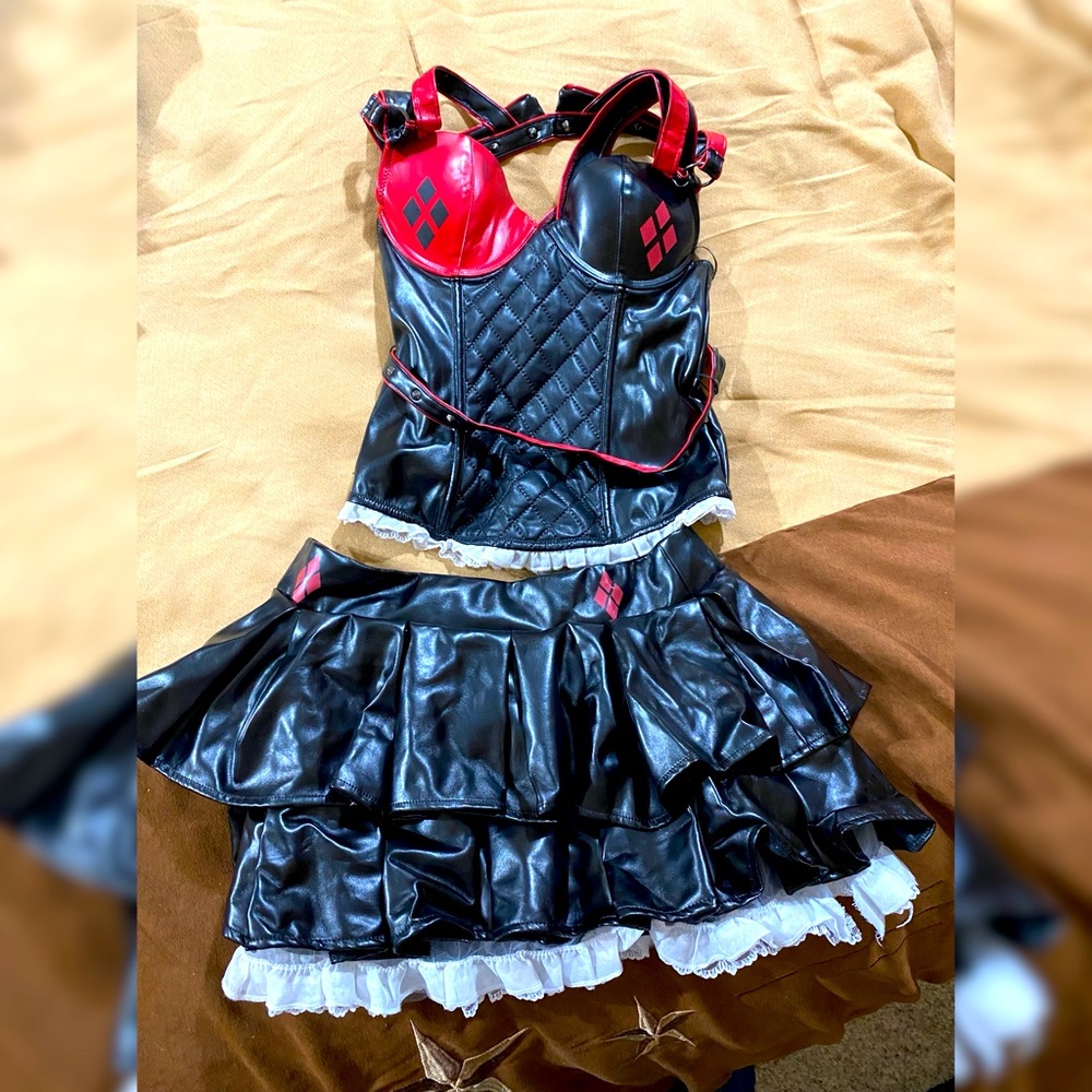 Harley Quinn Red Black Costume Small